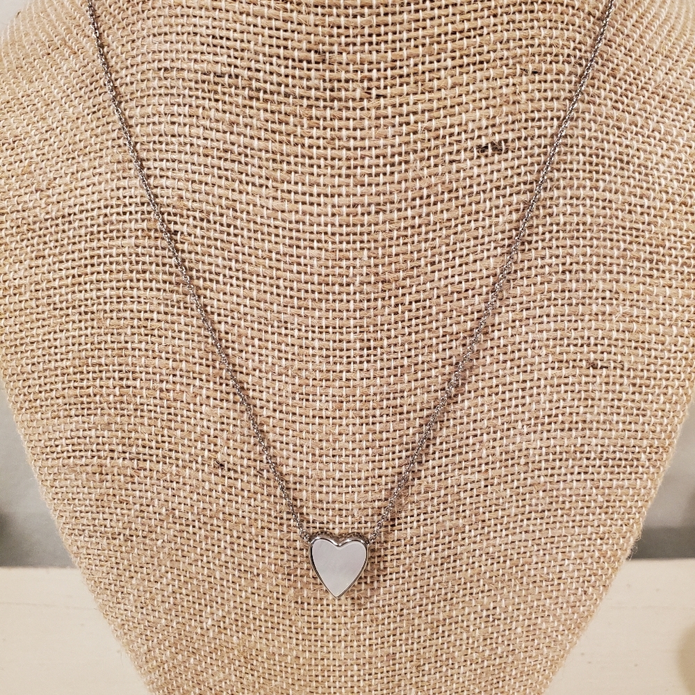 Stella & Dot Heart Necklace